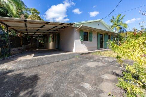 Maison de 3 chambres avec beau terrain arboré de 947m²