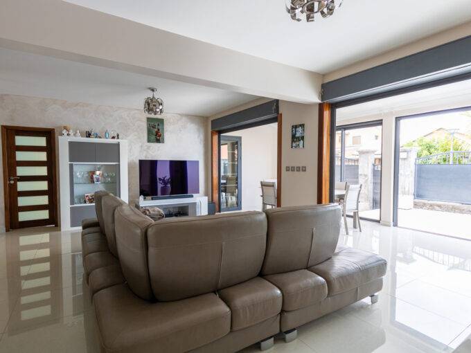 Villa de grand standing de 129m²-Sainte Suzanne